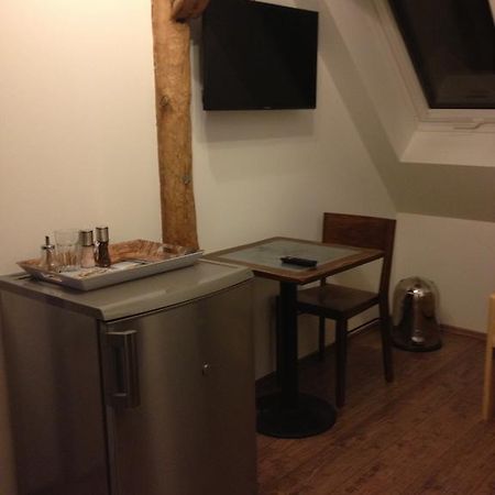 Old Town Guesthouse Erlangen Ruang foto
