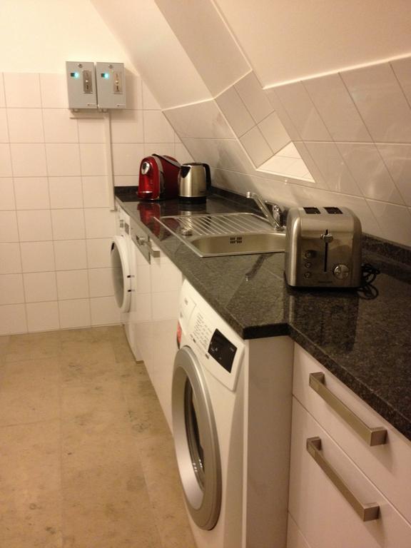 Old Town Guesthouse Erlangen Bagian luar foto